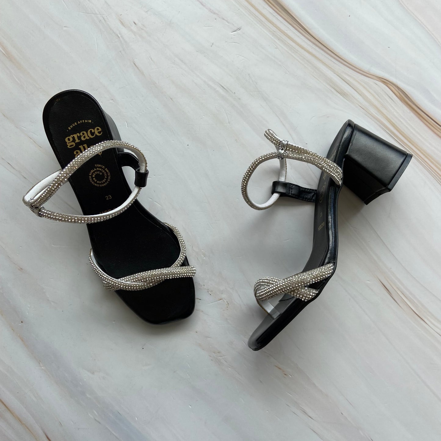 Zapatilla con brillos 210