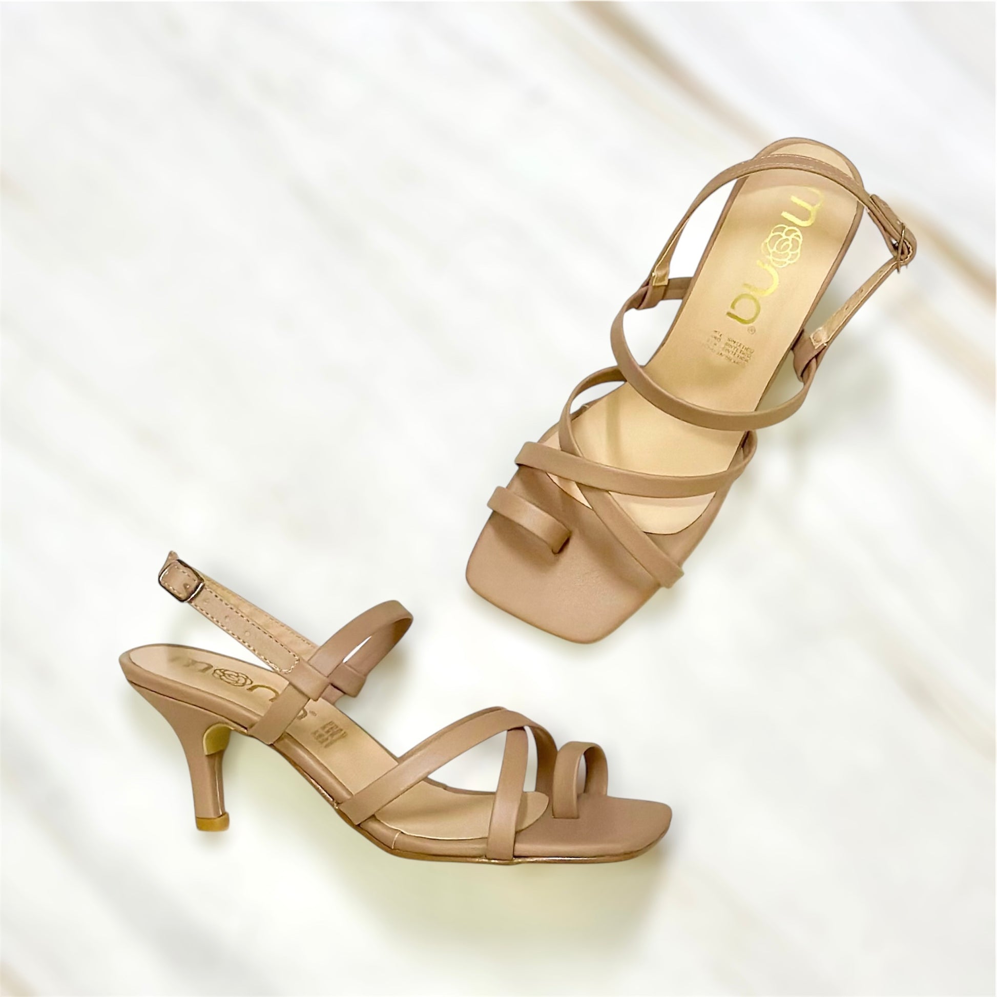 Zapatilla con tiras 3008