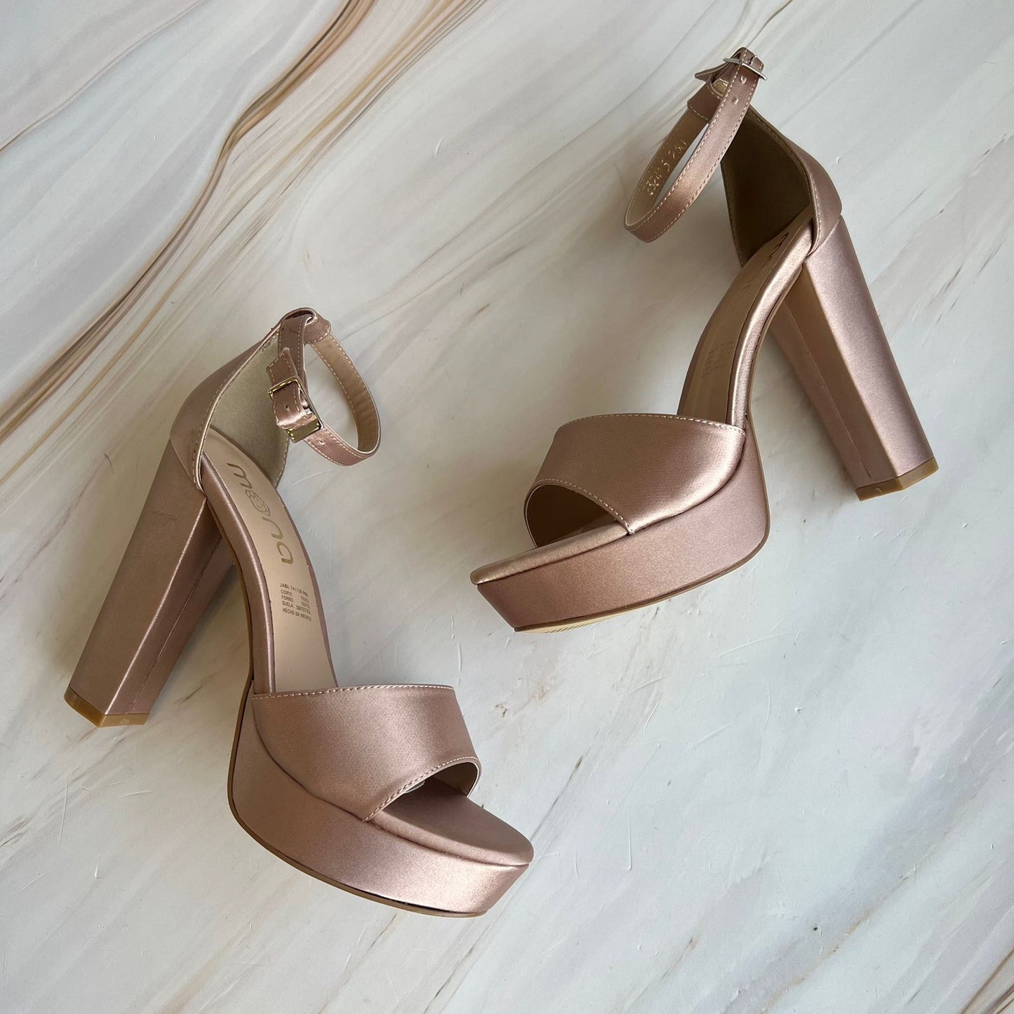 Zapatilla con plataforma 2415