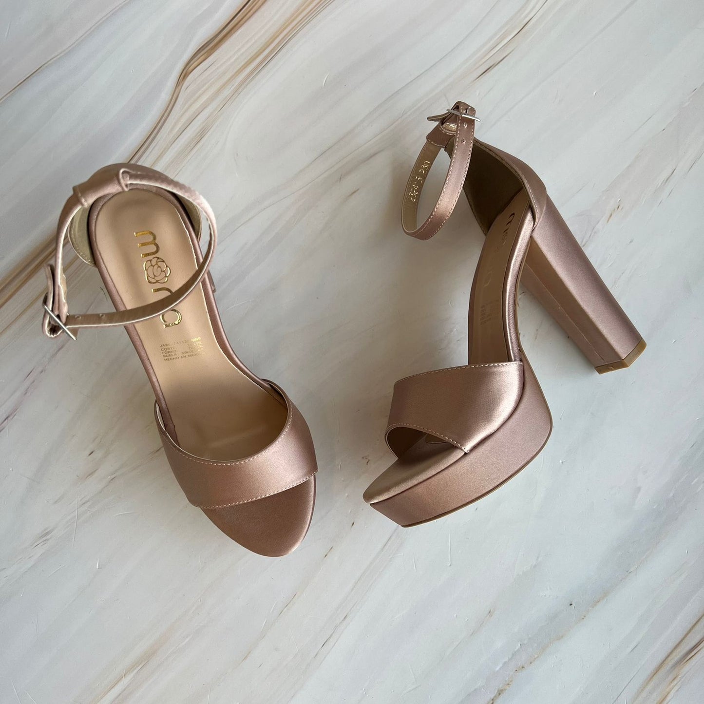 Zapatilla con plataforma 2415