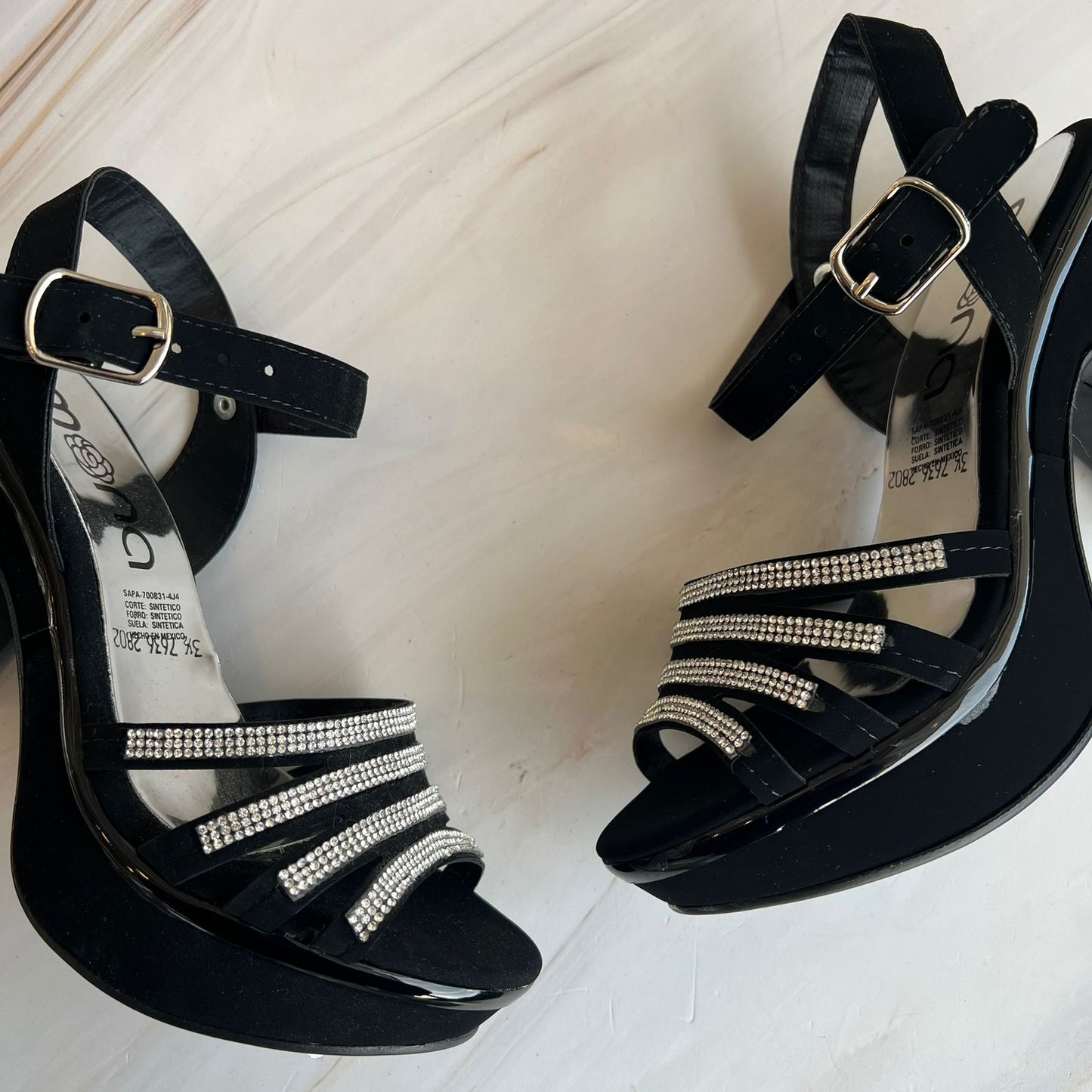 Zapatilla tacón ancho con brillos 7636