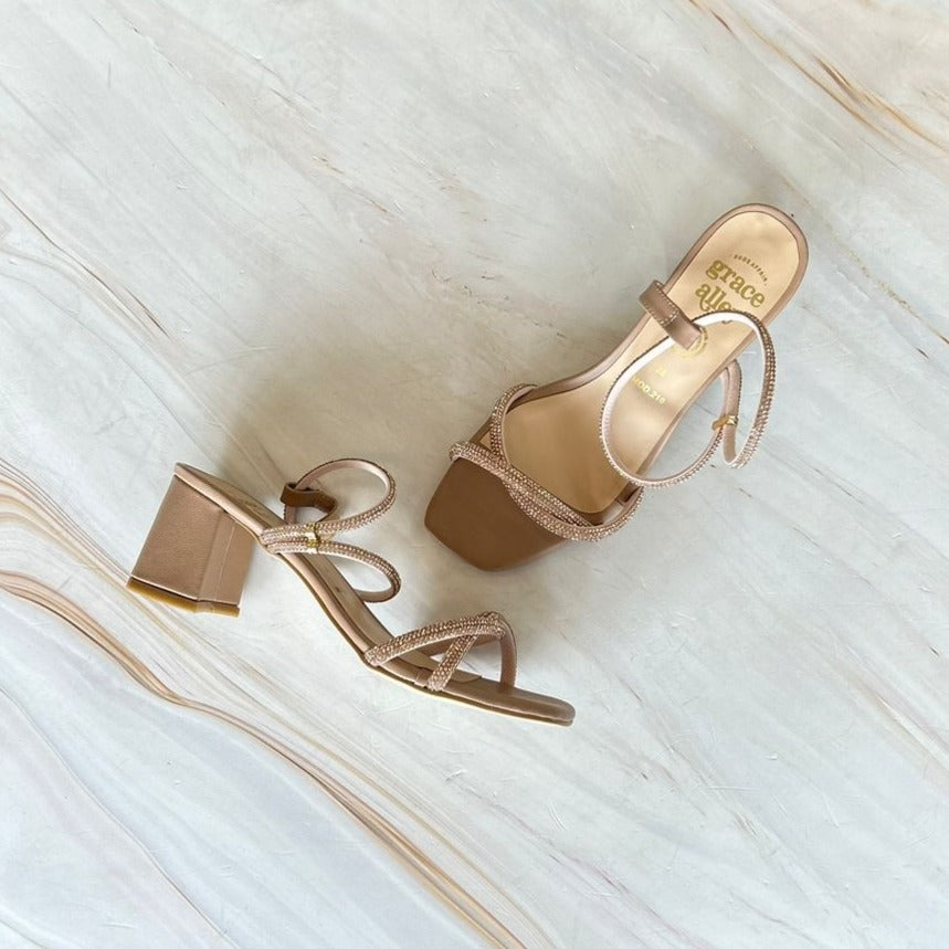 Zapatilla con brillos 210