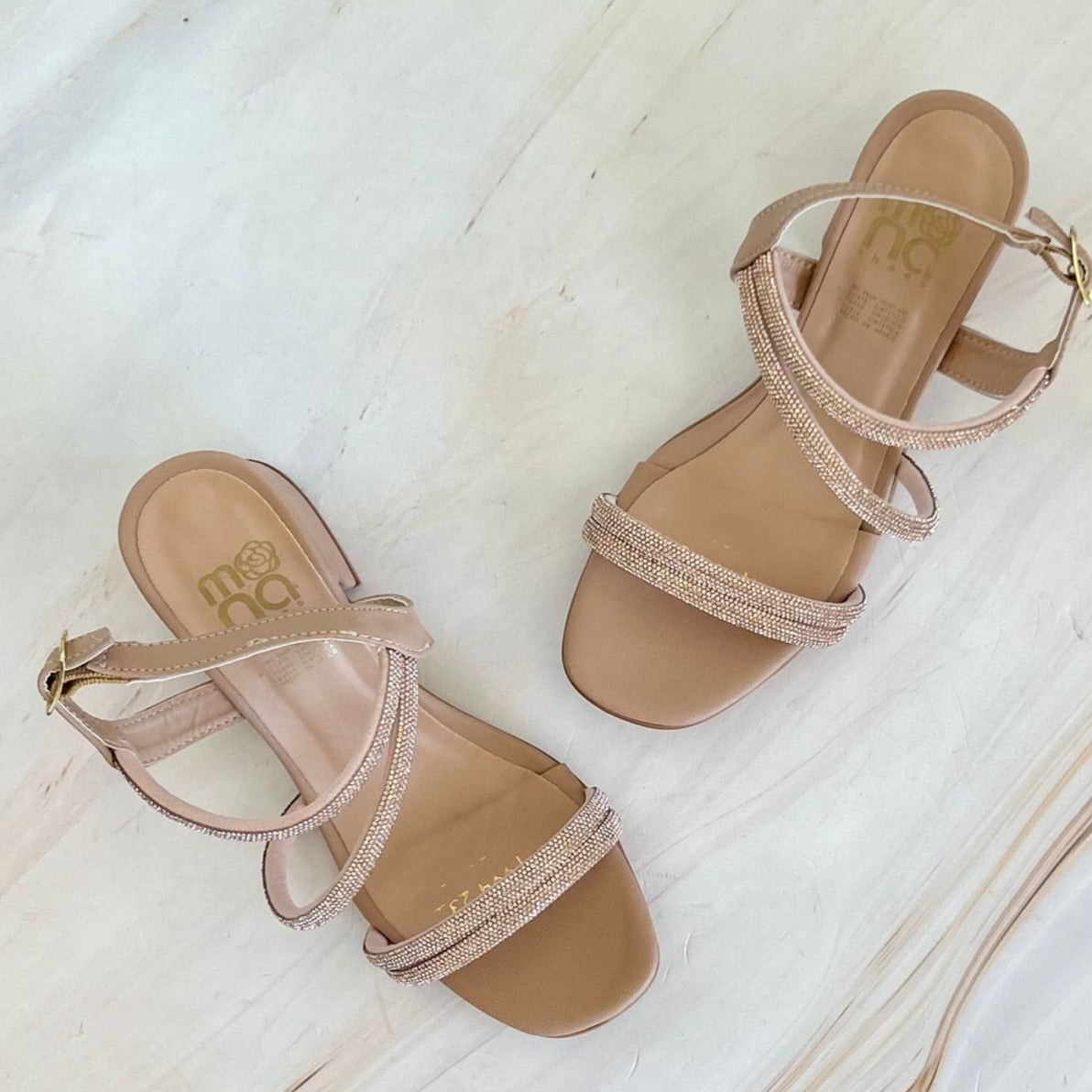 Zapatilla de Tira con Brillos 1994