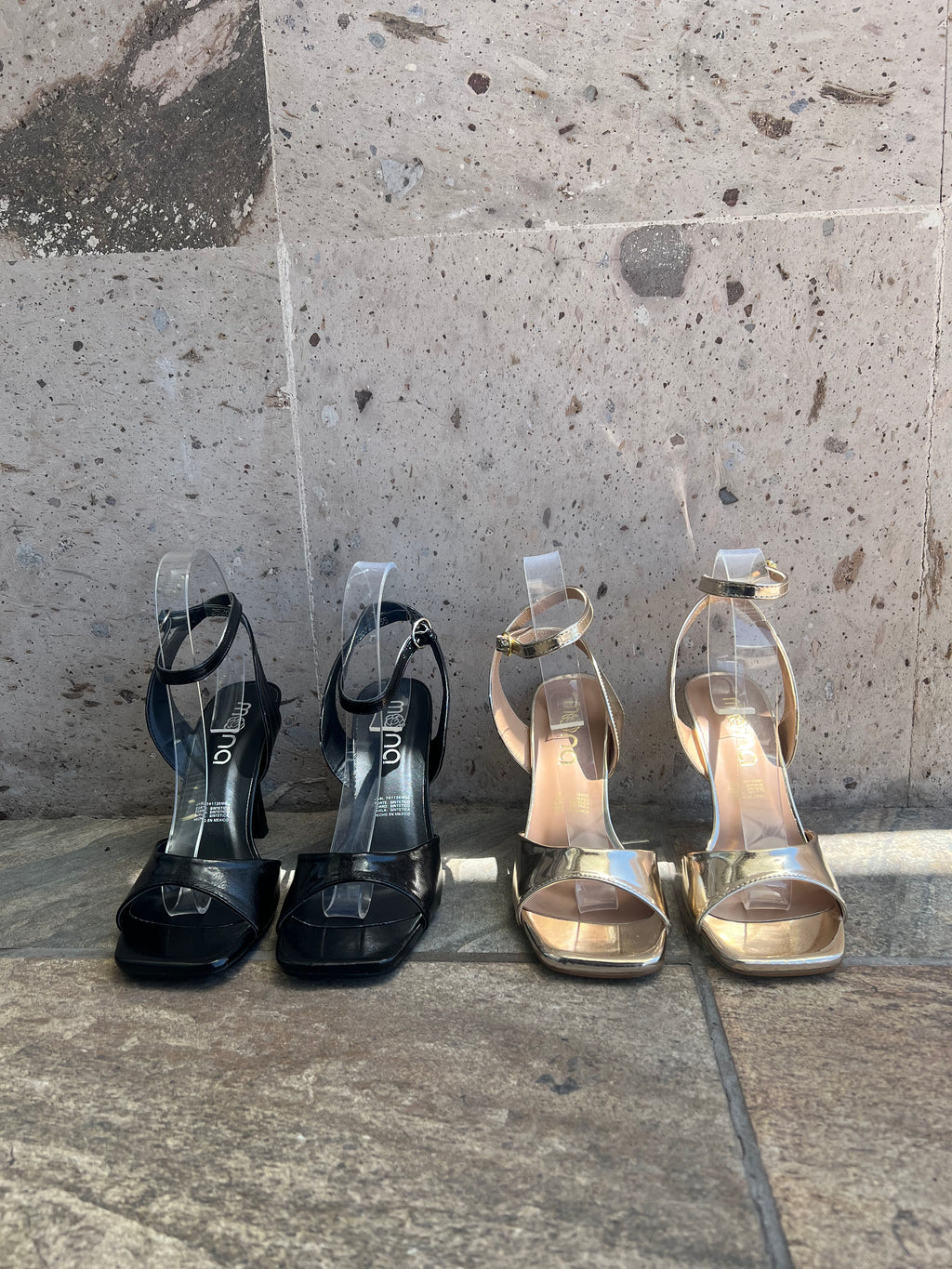 Zapatilla con pulsera 252073