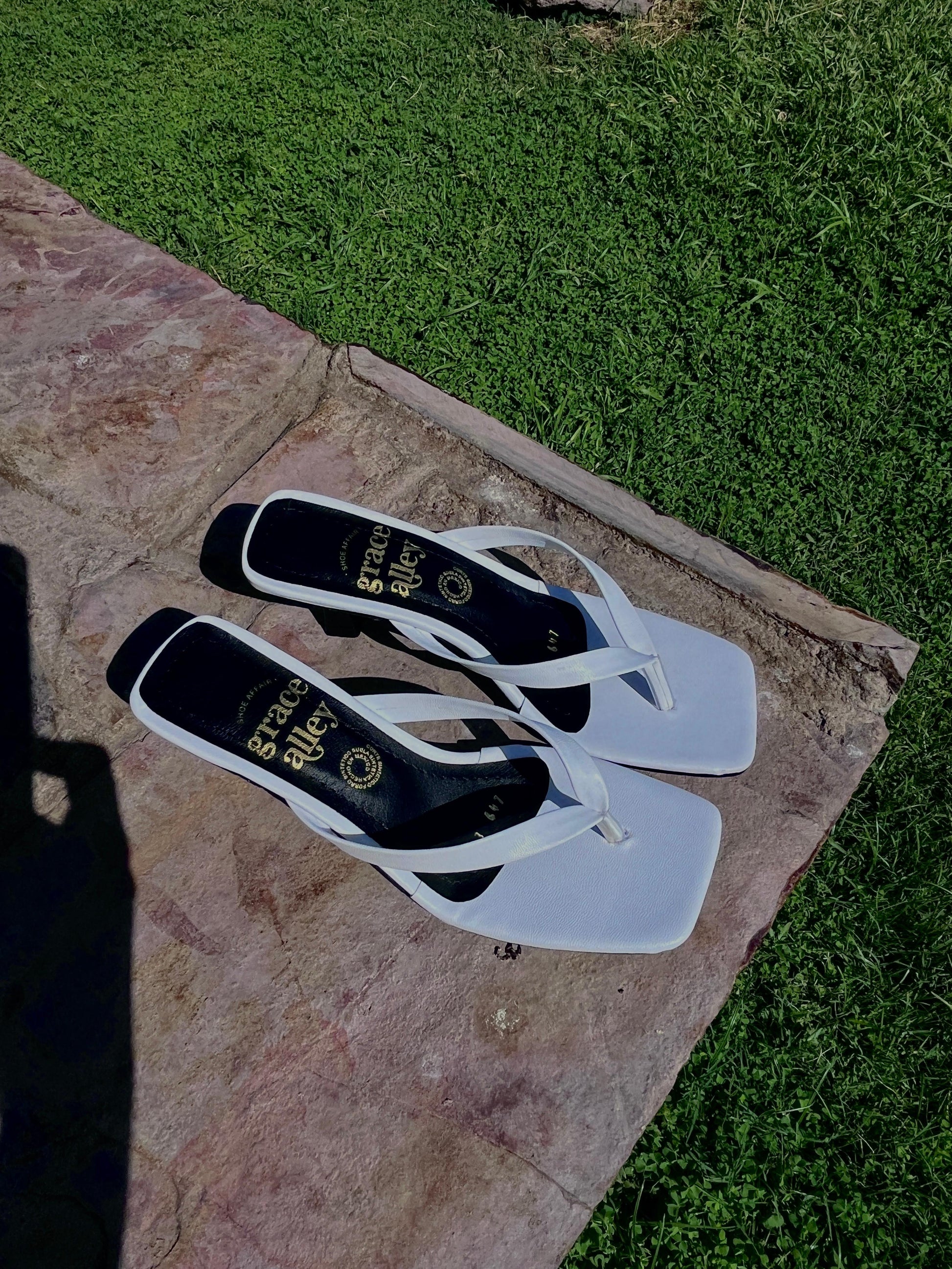 Zapatilla tacón bajo 647