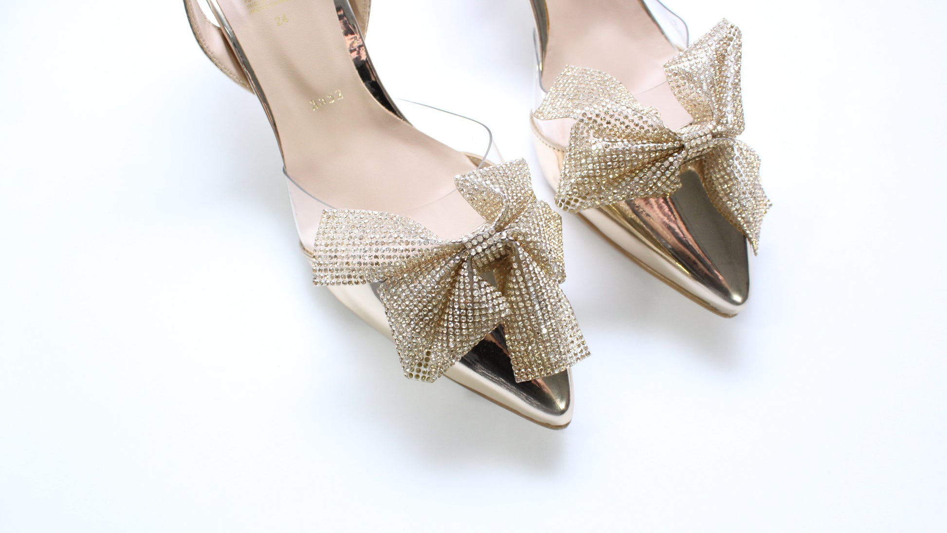 Zapatilla con moño 3987