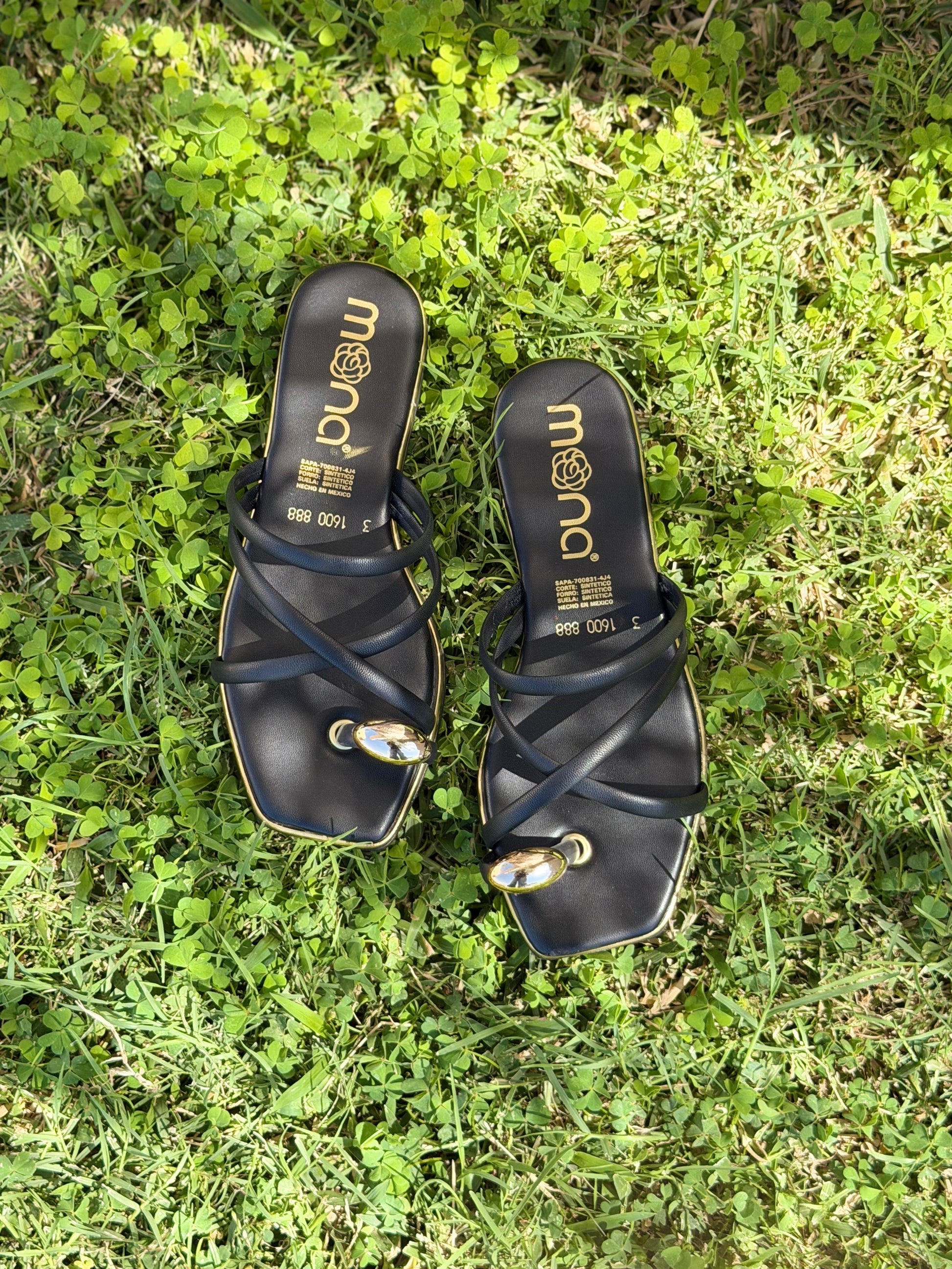 Sandalia de tiras 1600