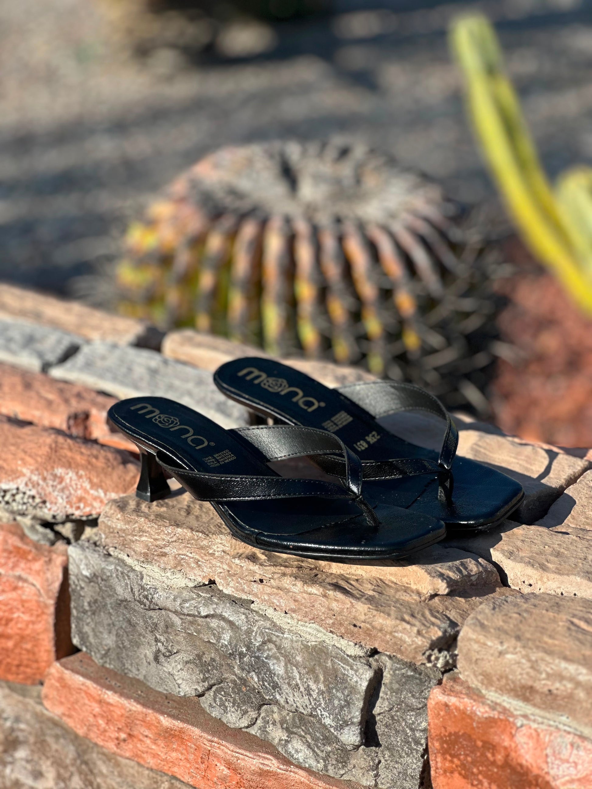 Zapatilla tacón bajo 831