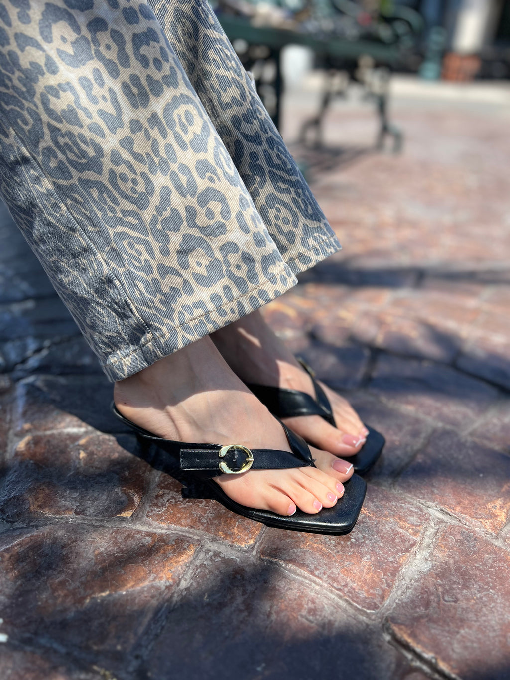 Zapatilla tacón bajo 251456