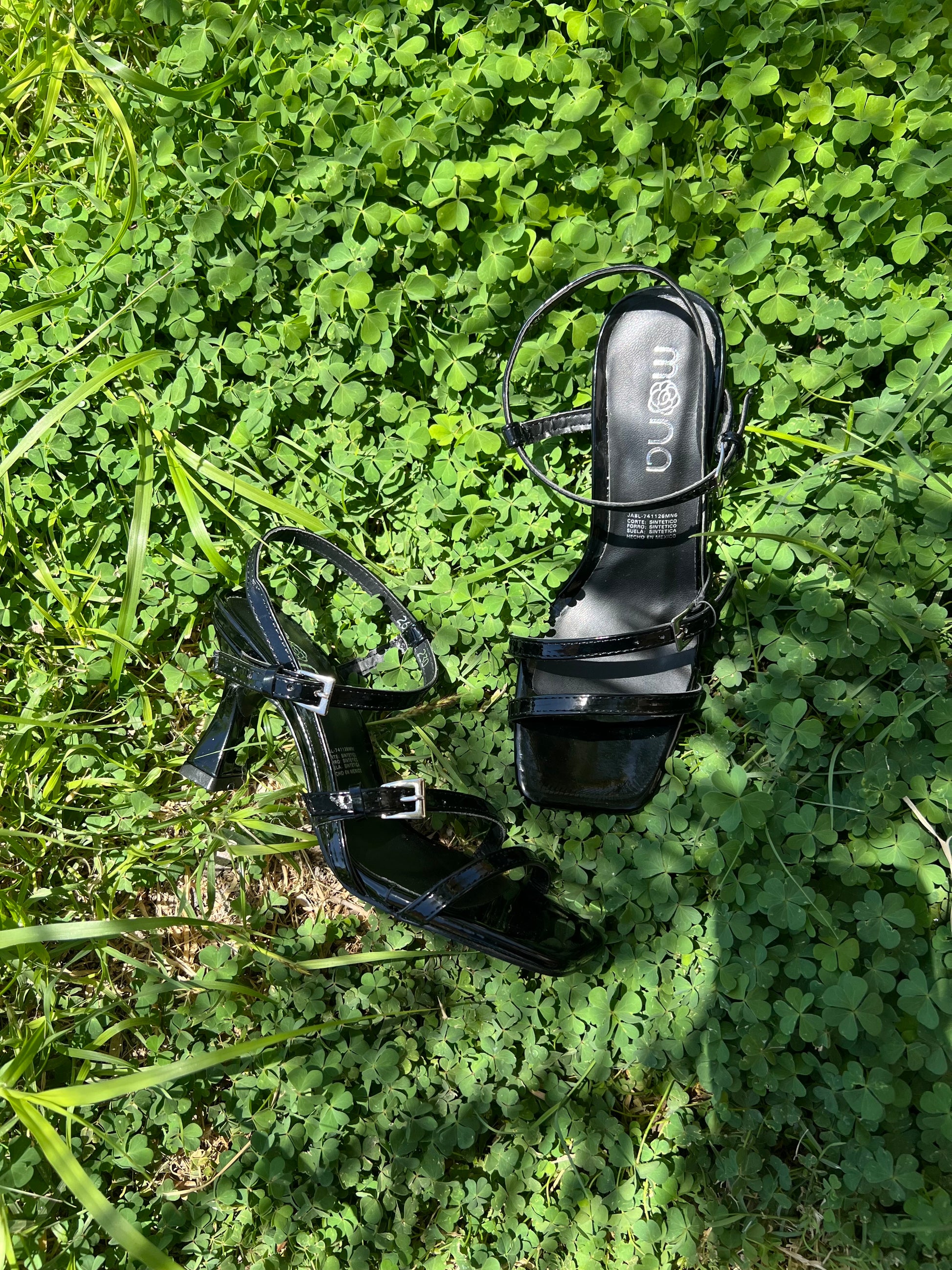 Zapatilla de charol 261795