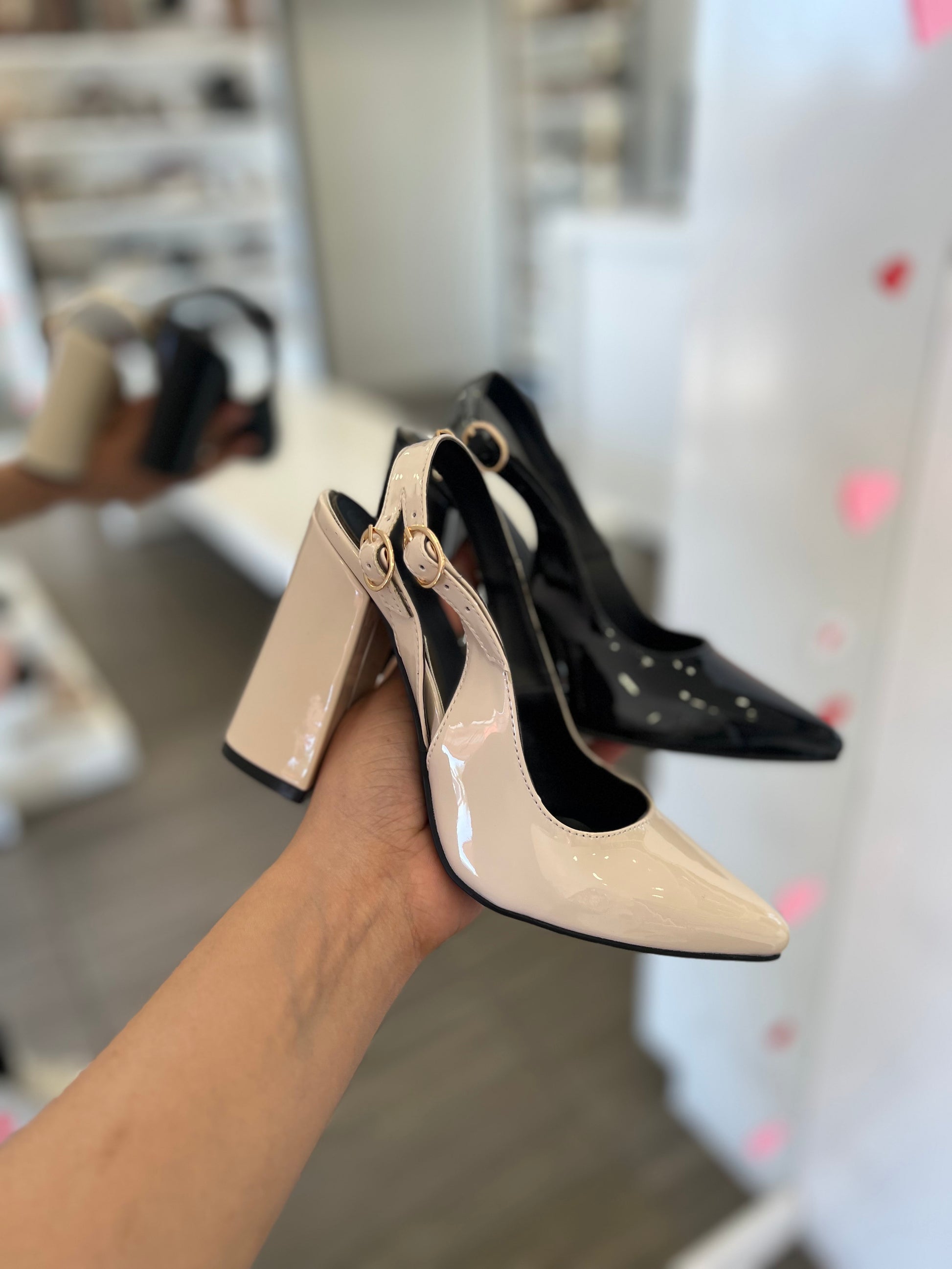 Zapatilla picuda 1253