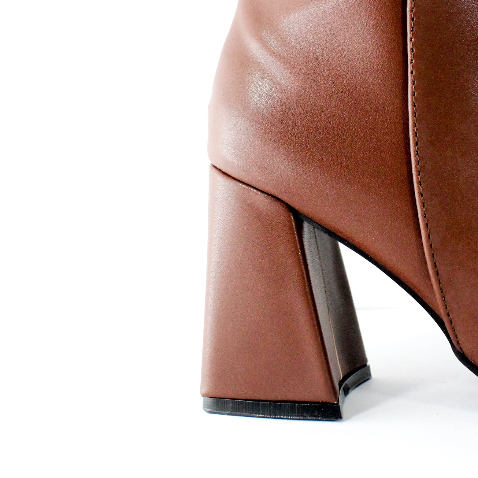Bota picuda 721
