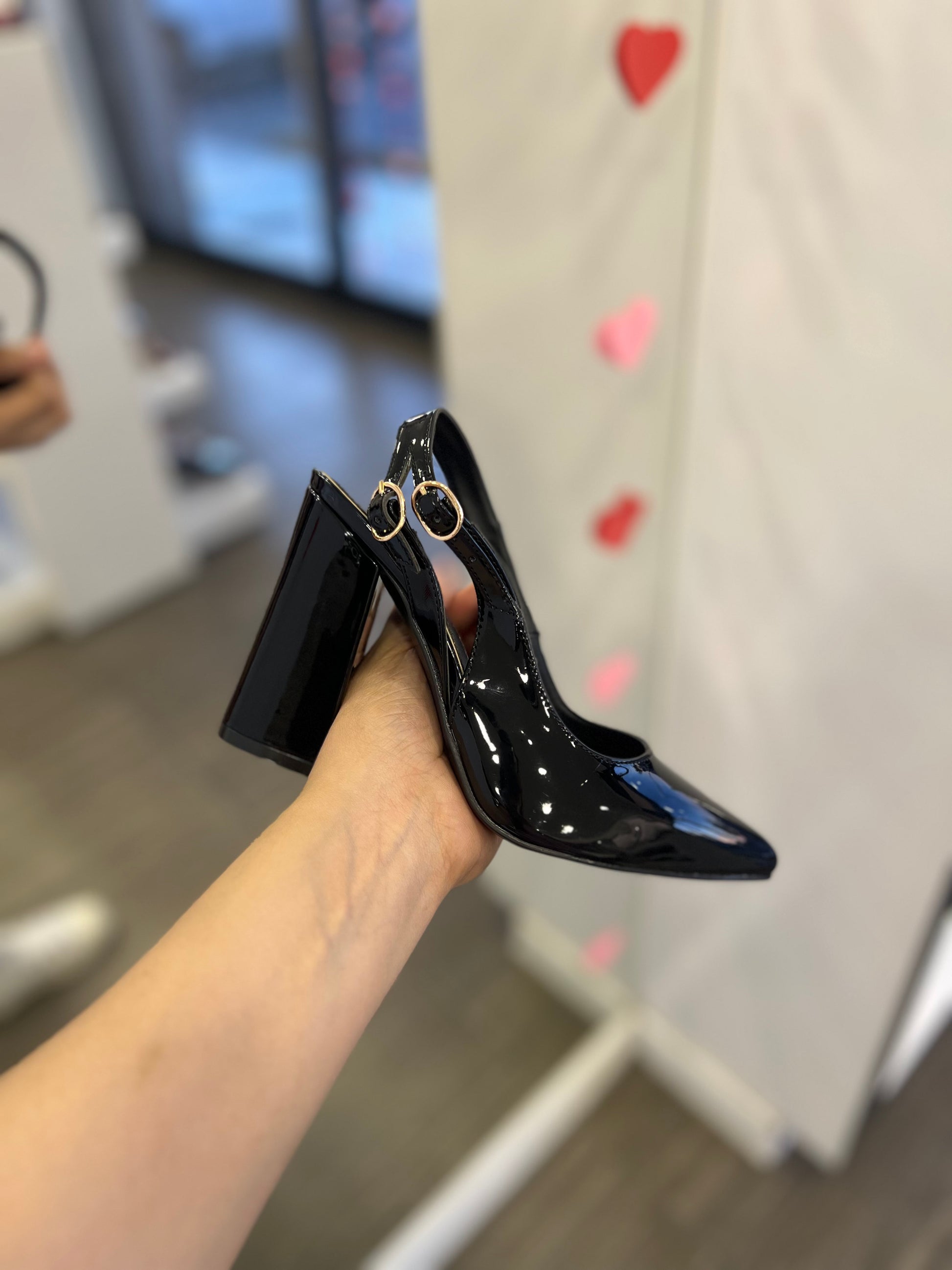 Zapatilla picuda 1253