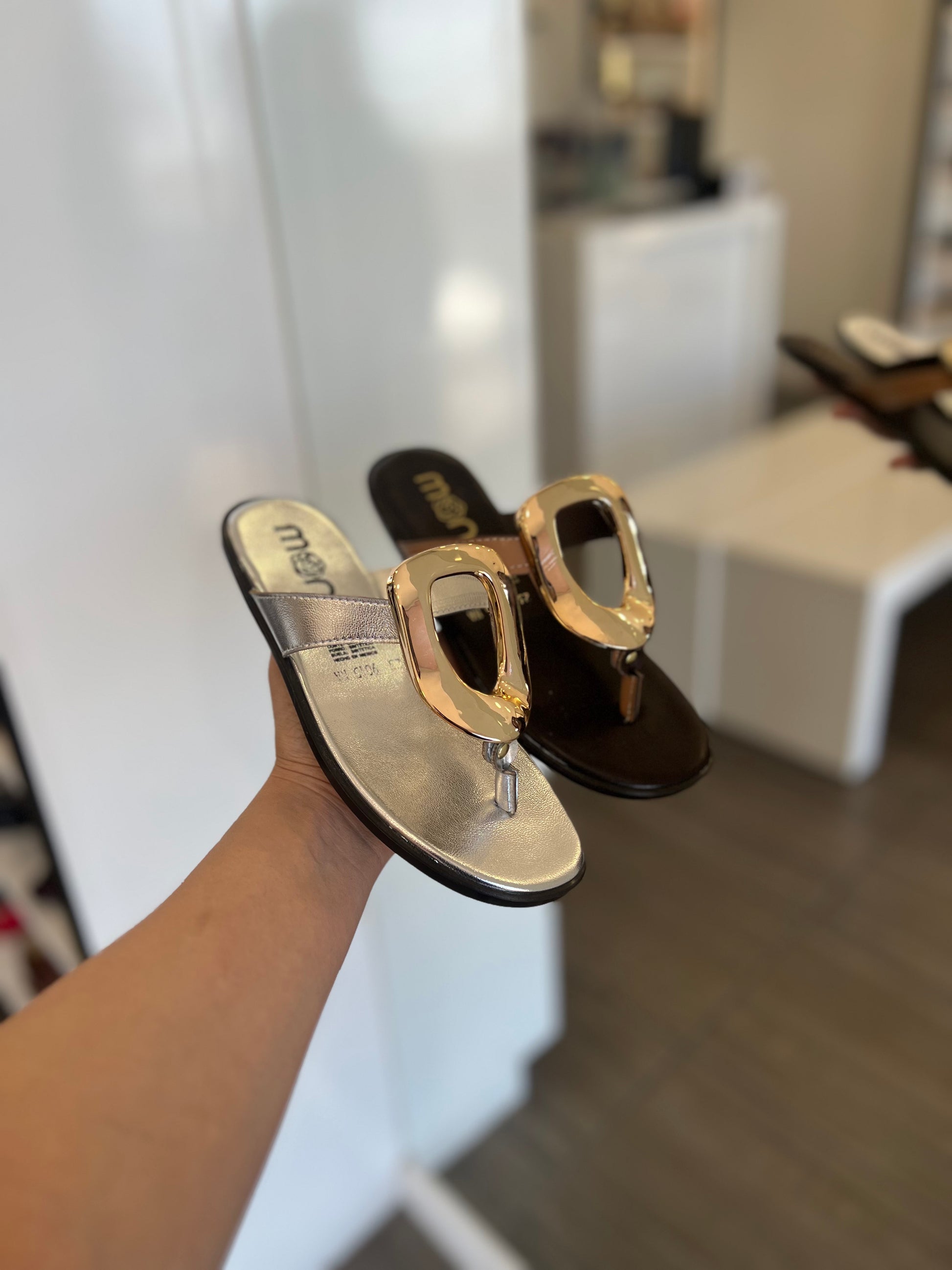 Sandalia de piso 9015