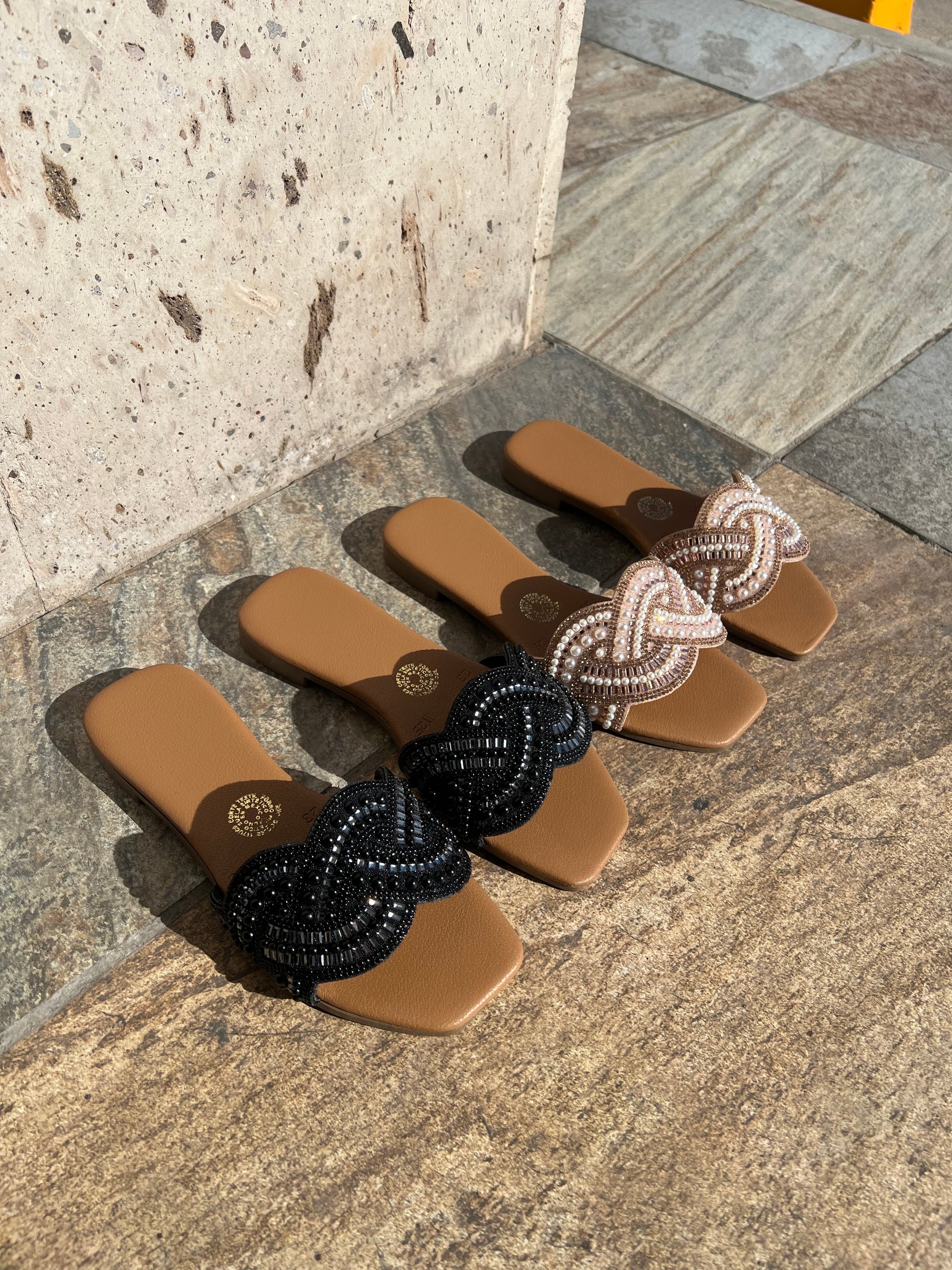 Sandalia de piedras 125