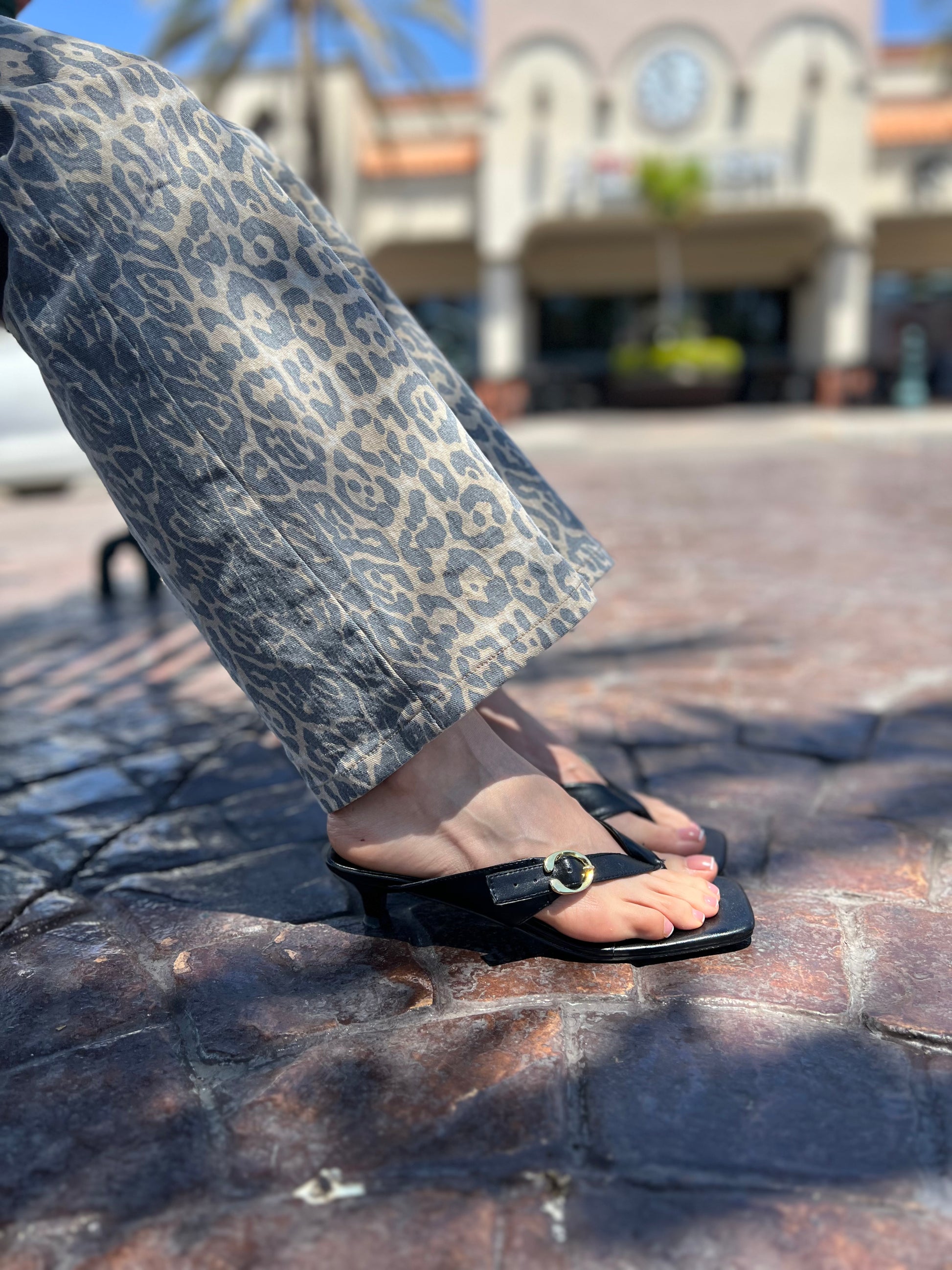 Zapatilla tacón bajo 251456