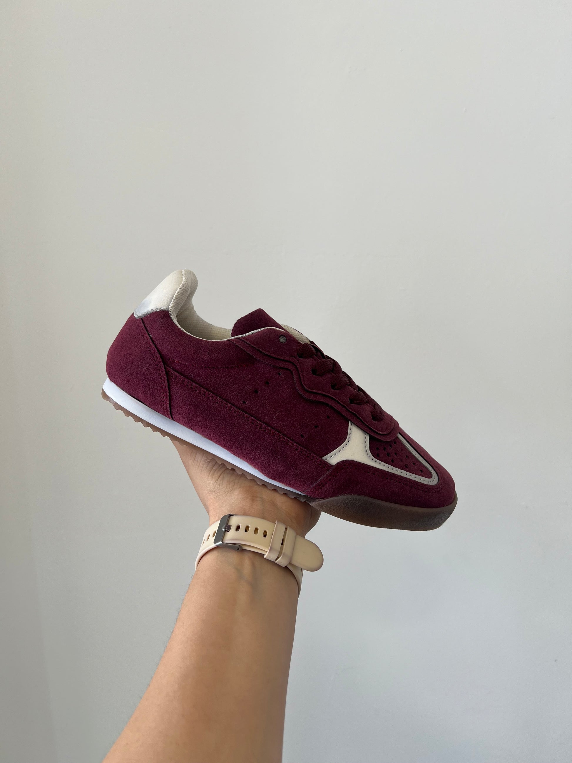 Tenis de gamuza 5140