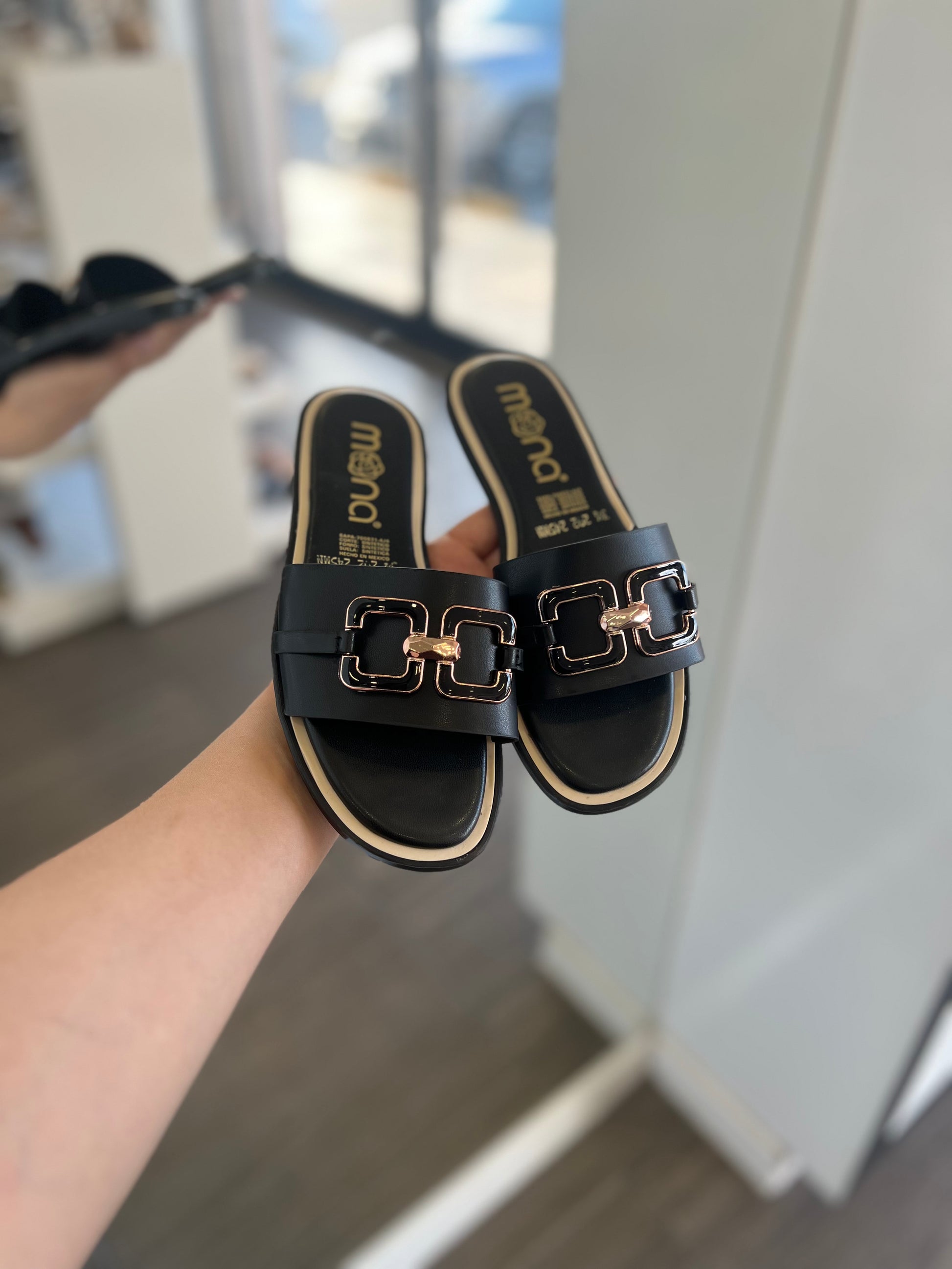 Sandalia de piso 202