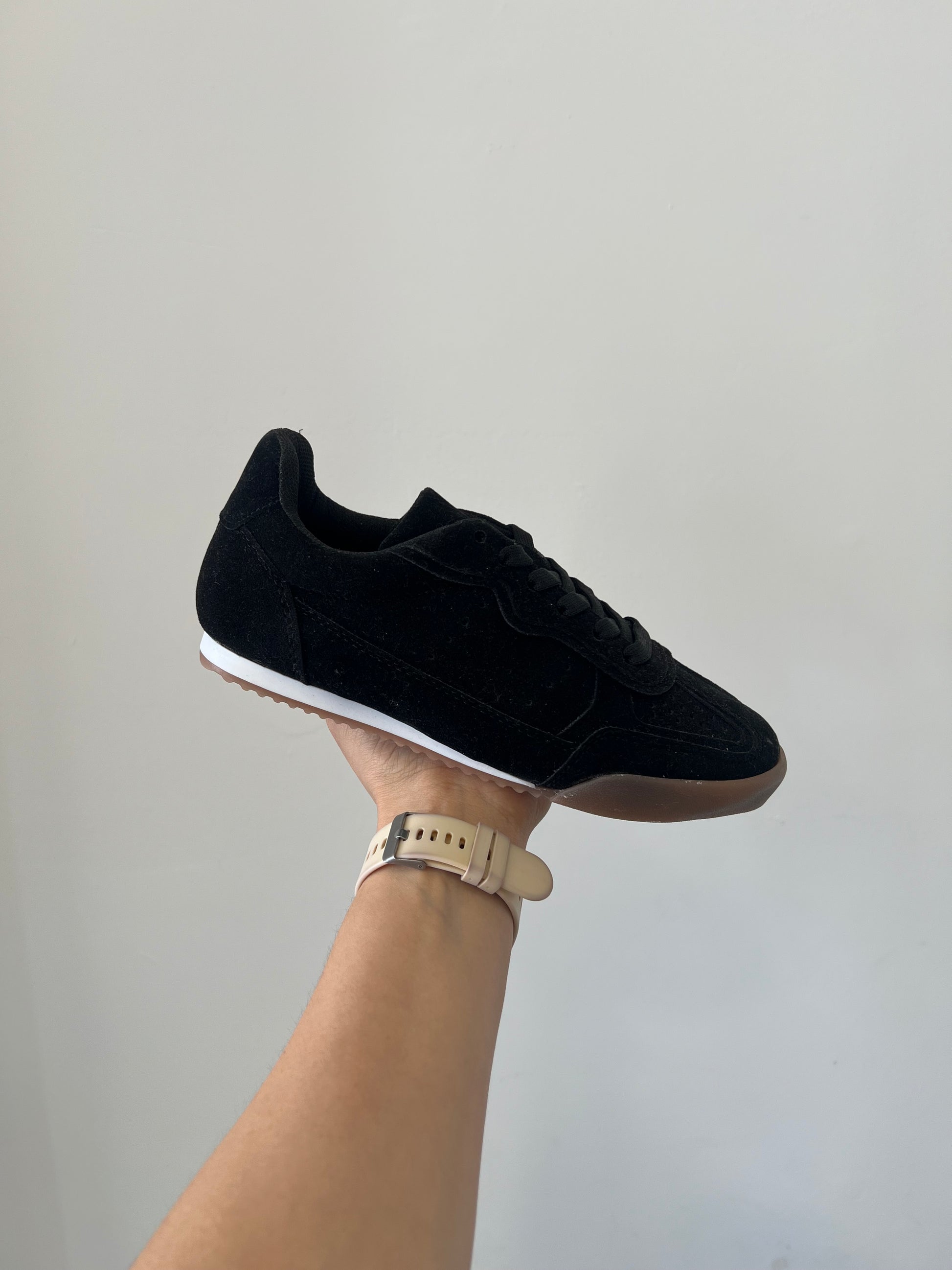 Tenis de gamuza 5140