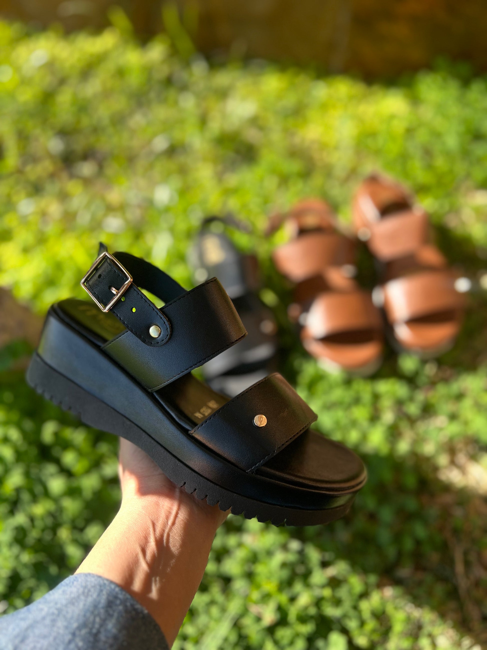 Sandalia con plataforma 1505