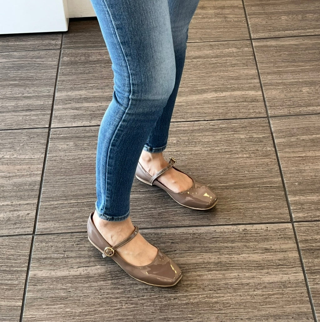 Flats con Tira Delgada 4050