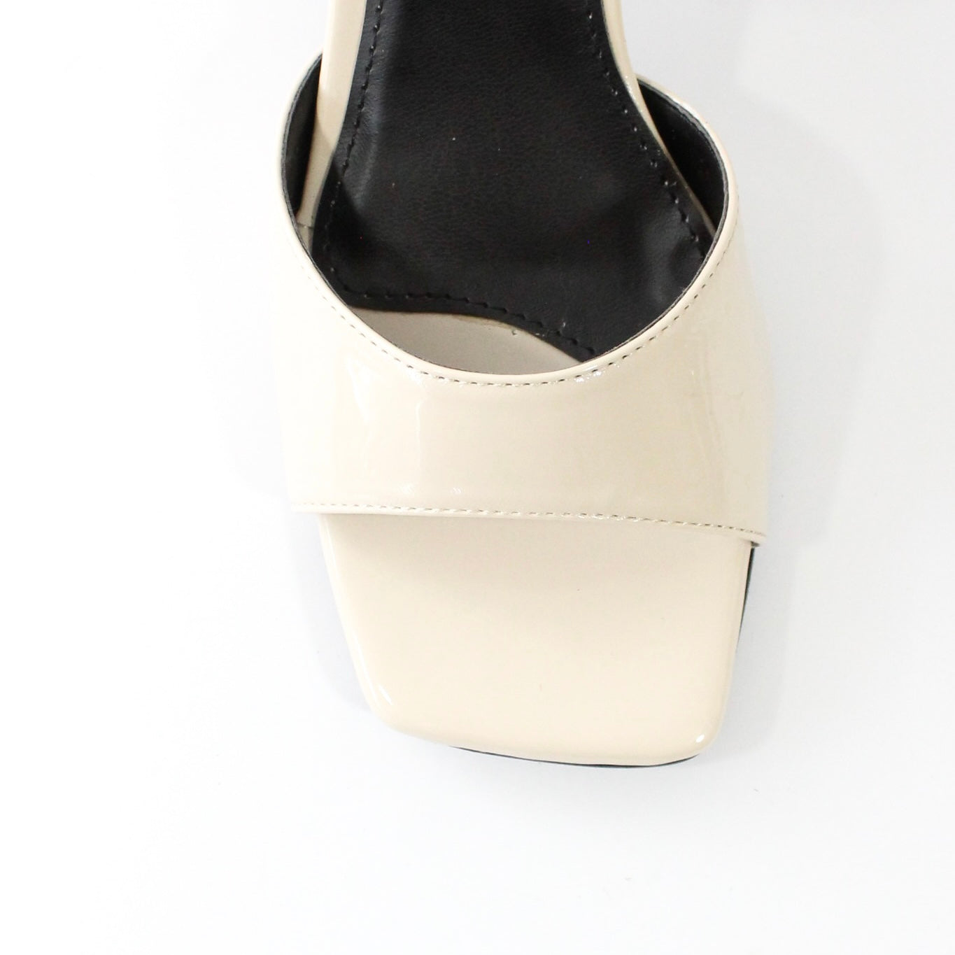 Zapatilla tacón cuadrado 1700L