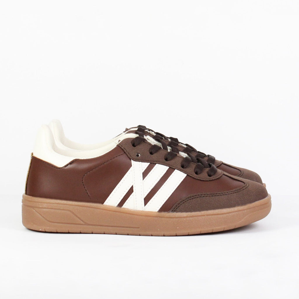 Tenis de Rayas 2430