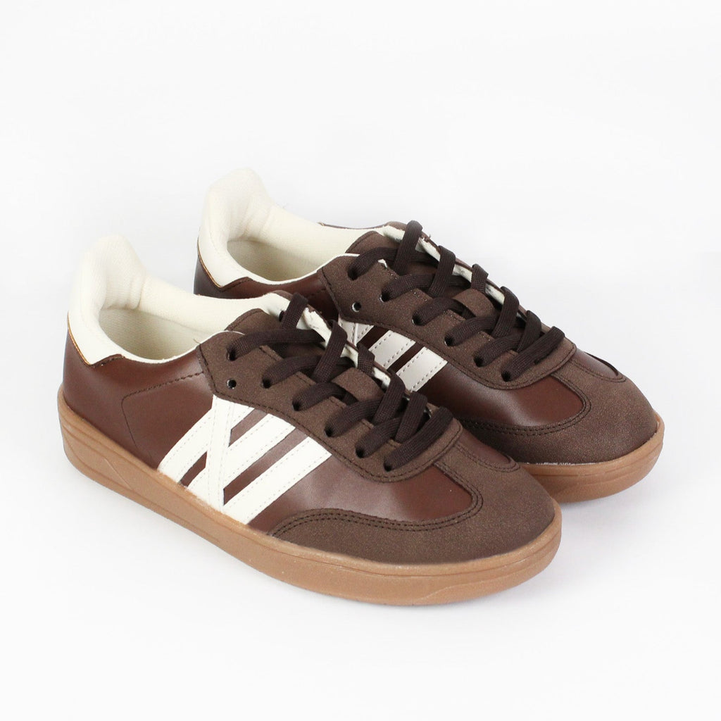 Tenis de Rayas 2430