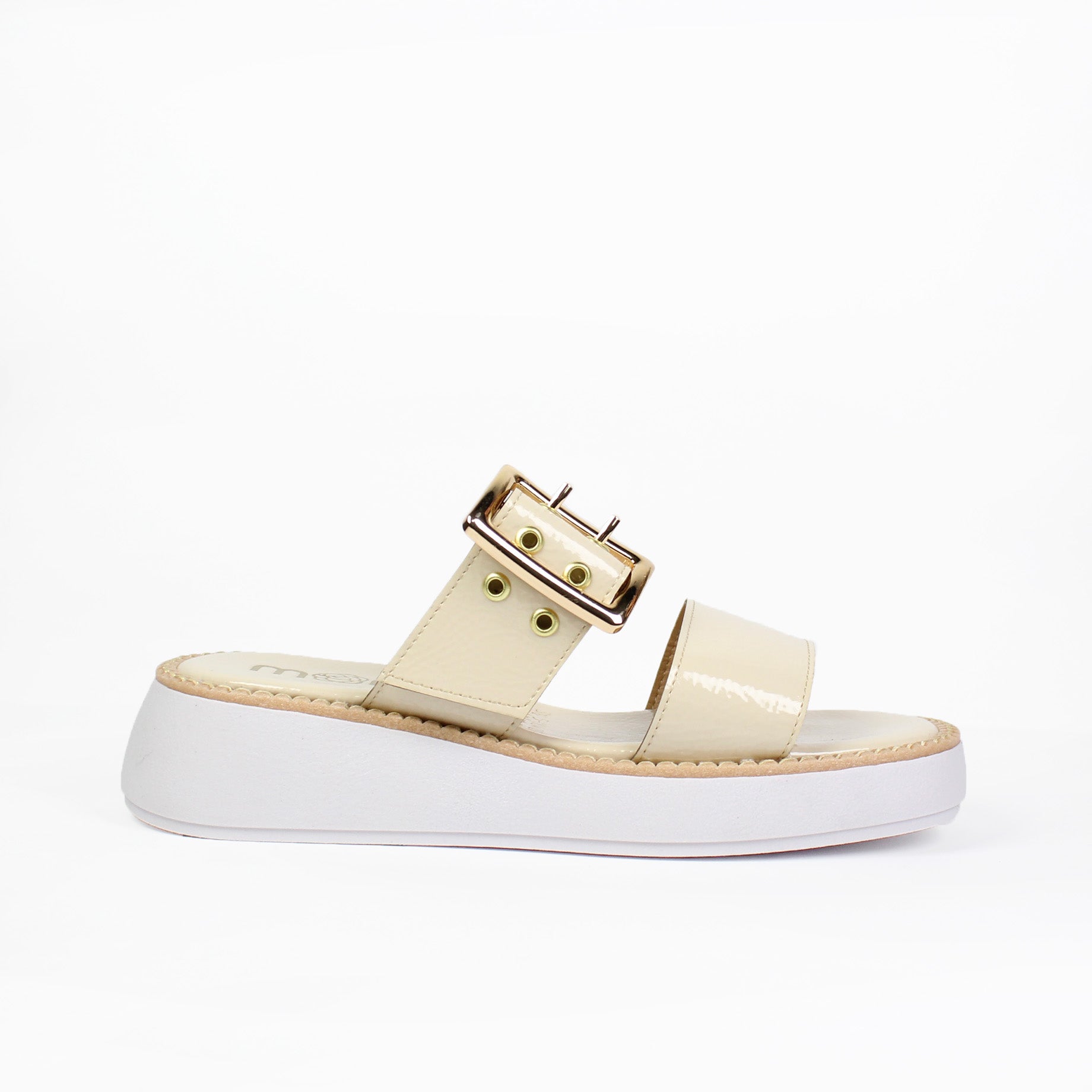 Sandalia con suela alta 5-104