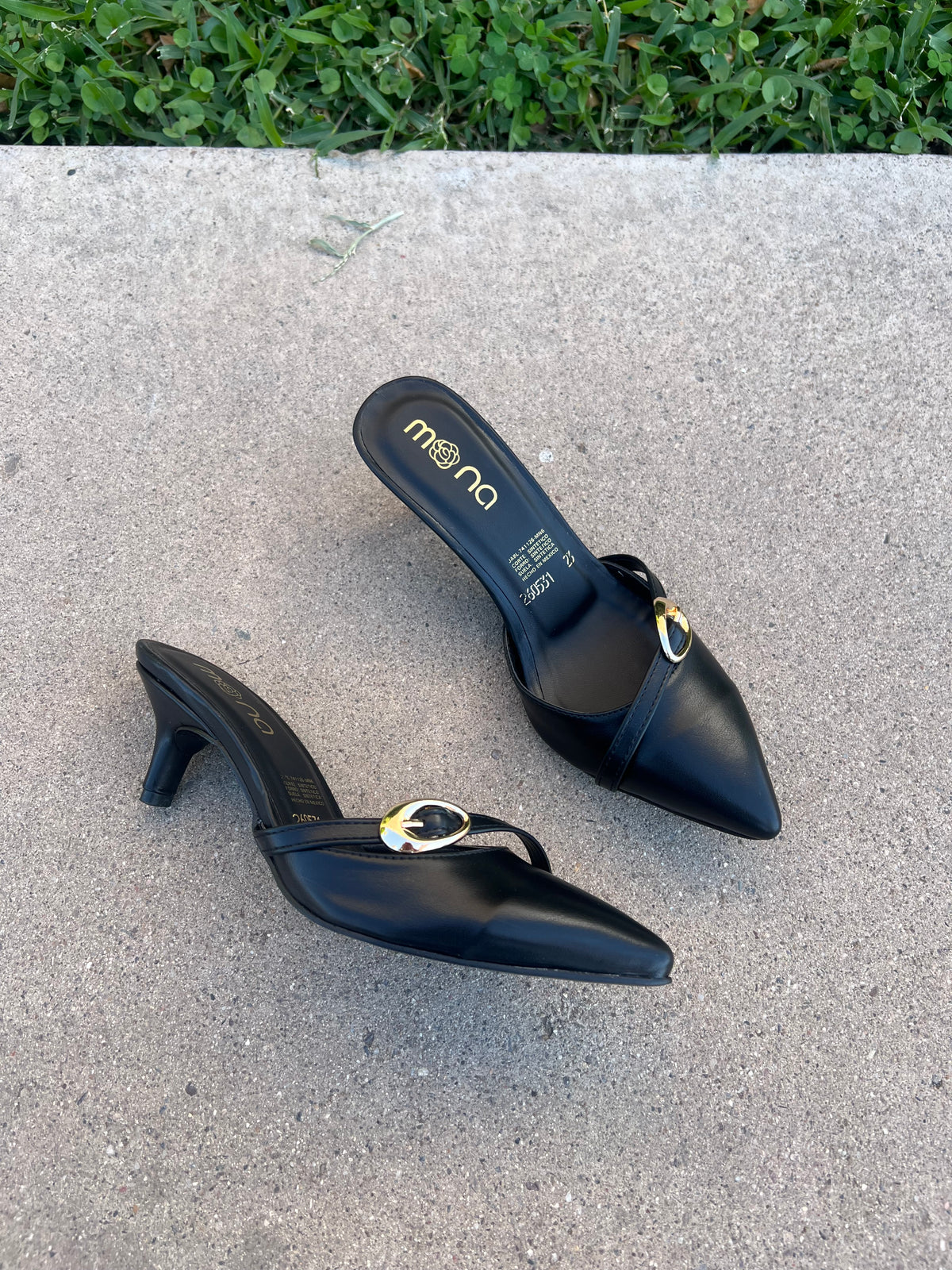 Zapatilla punta picuda 260531