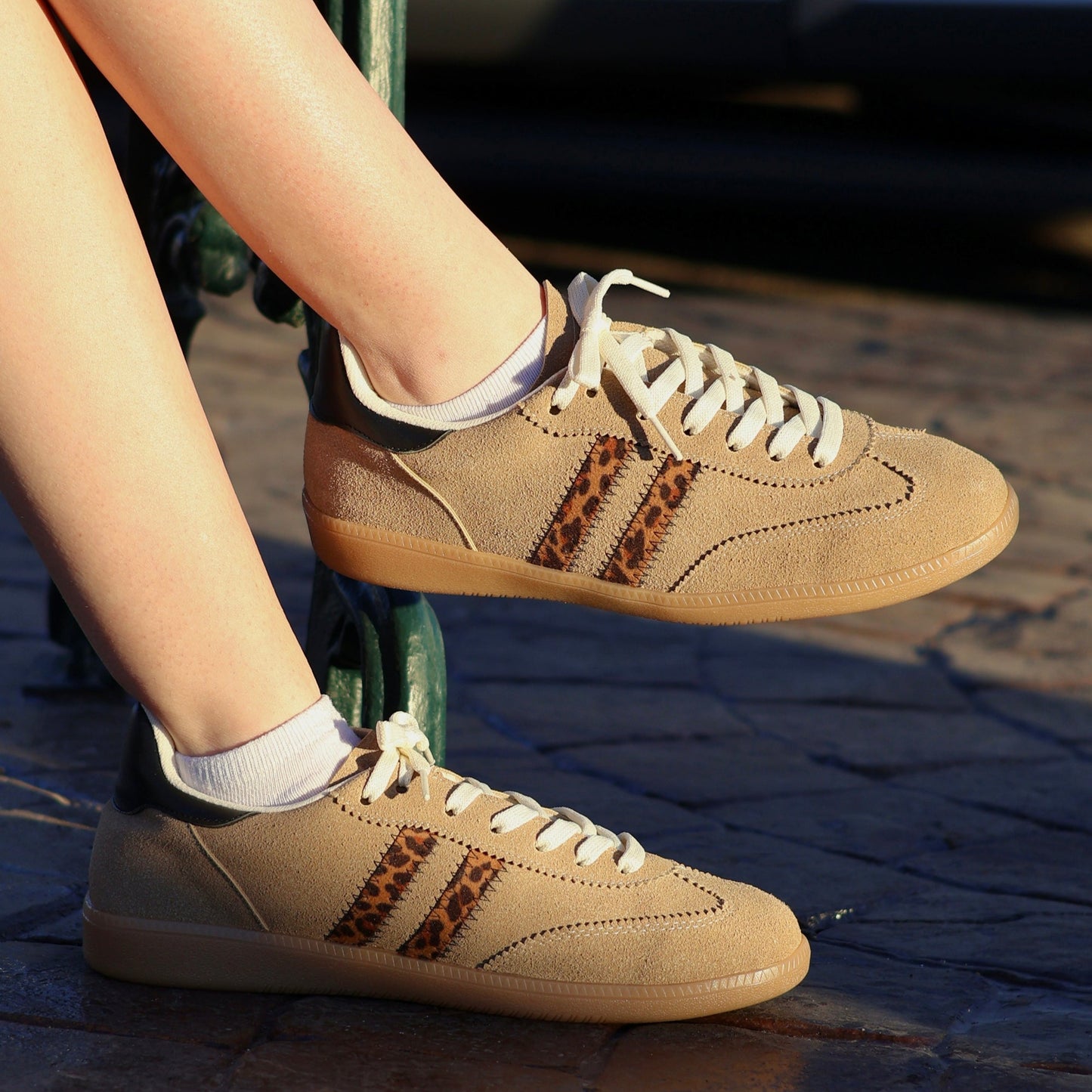 Tenis con Líneas 2910