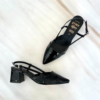 Zapatilla de charol 7004