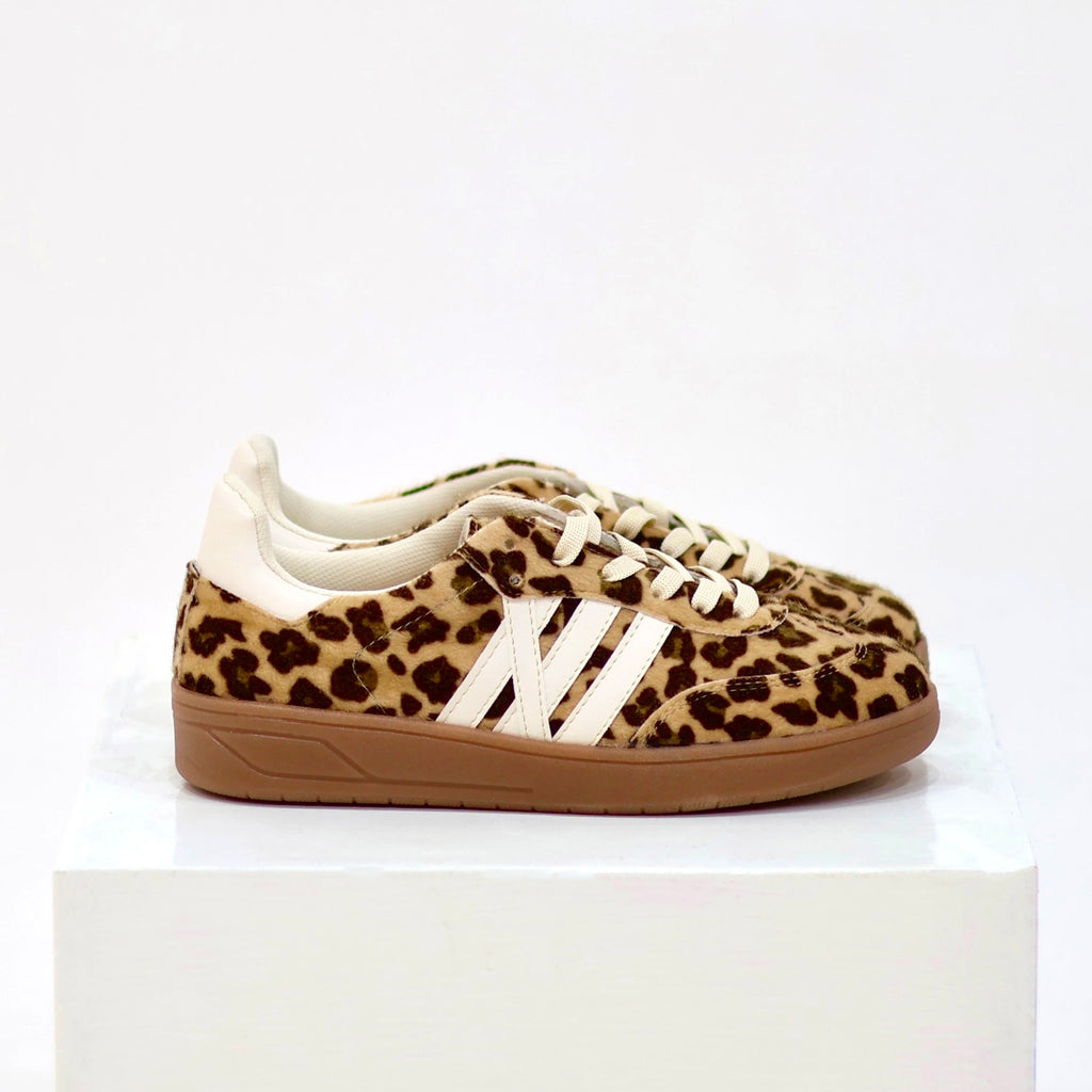 Tenis de Rayas 2430