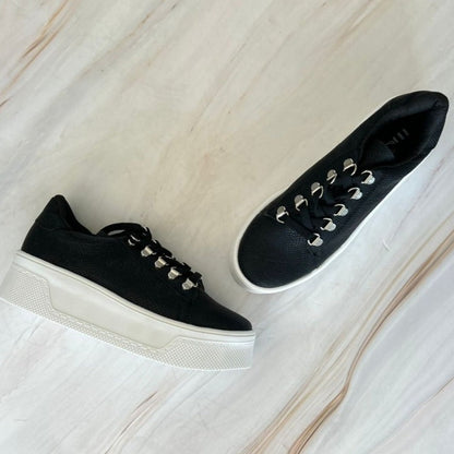 Tenis con estampado de víbora 2037