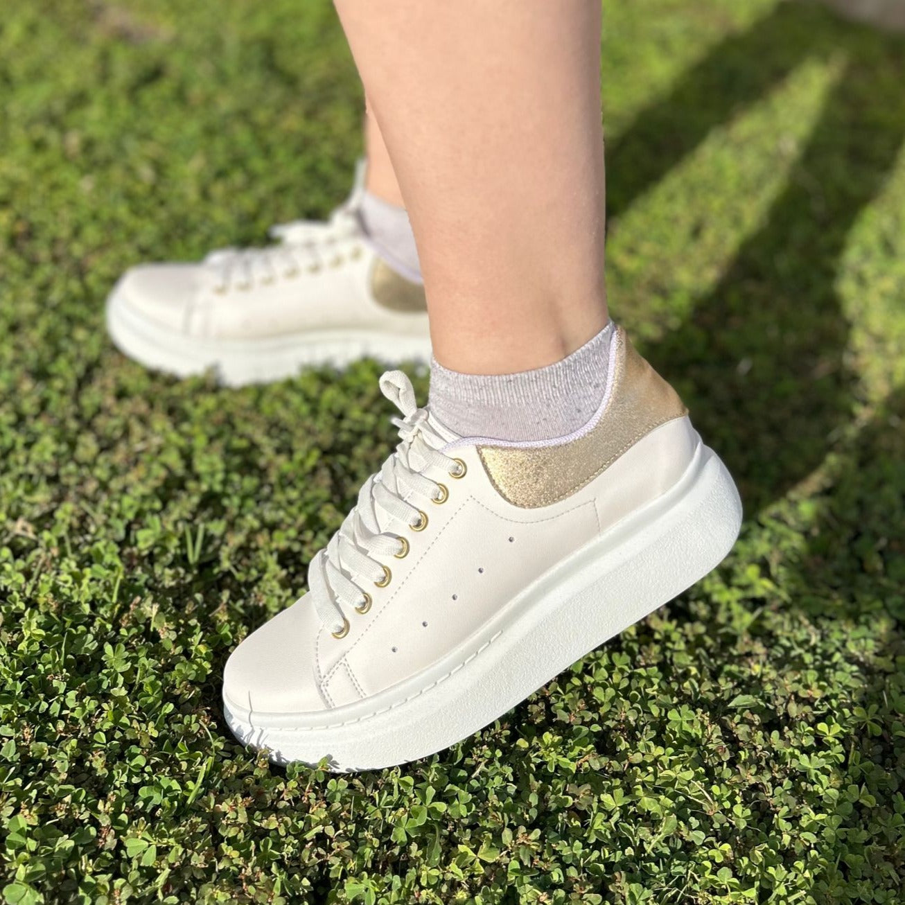Tenis de Diseño Liso con Plataforma 480