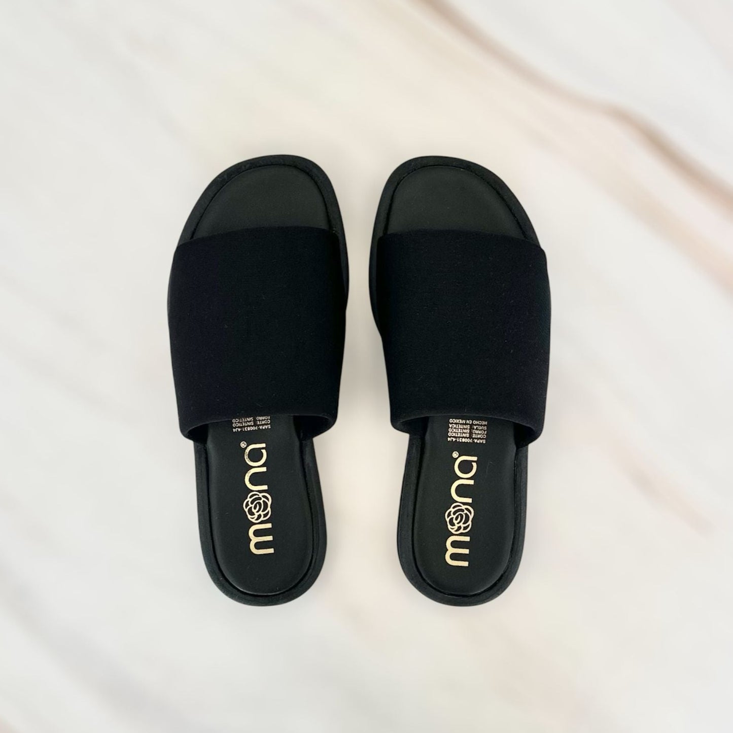 Sandalia negra 1303