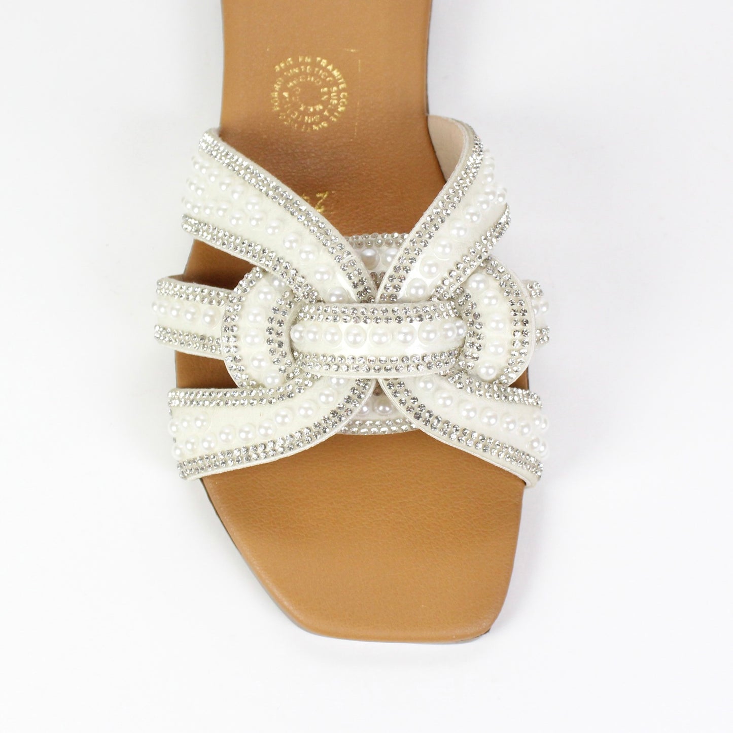 Sandalia con perlitas 116