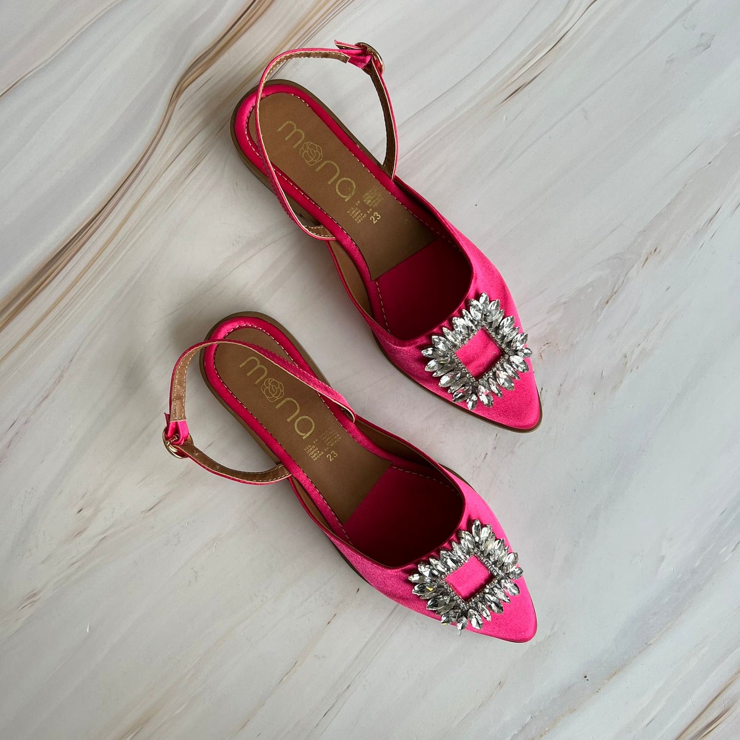Flats con punta picuda y piedras 4224