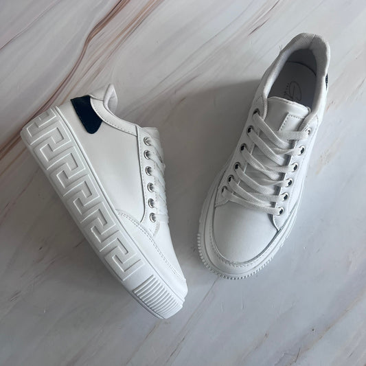 Tenis con suela estampada 813